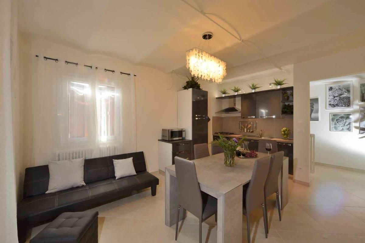 Apartamento Casa Calari San Matteo della Decima Exterior foto